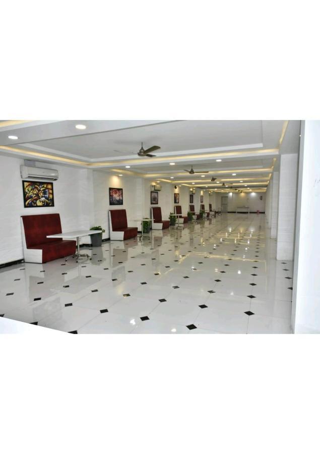 Gods County Hotels & Resorts Tarapith Esterno foto