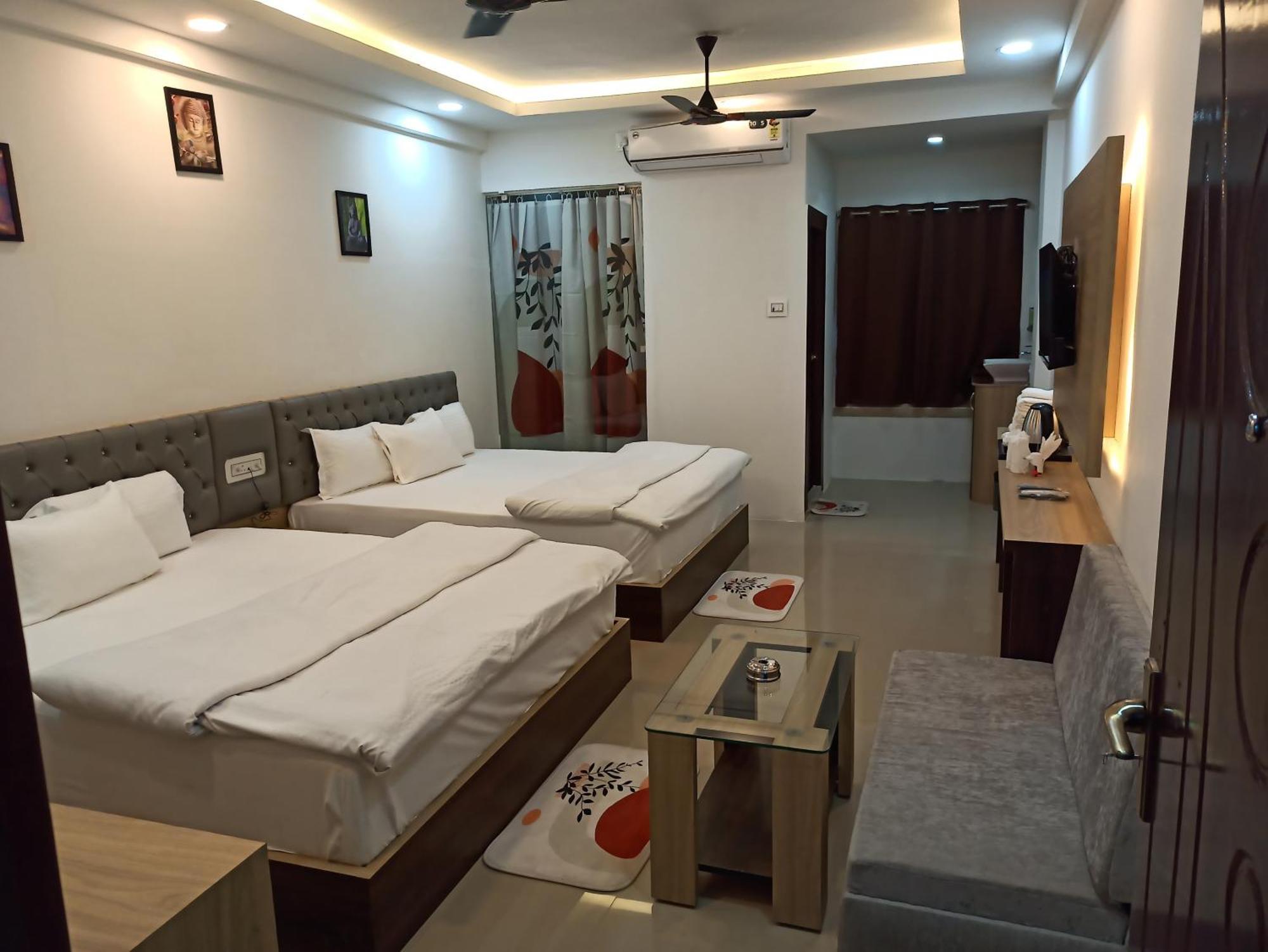 Gods County Hotels & Resorts Tarapith Esterno foto